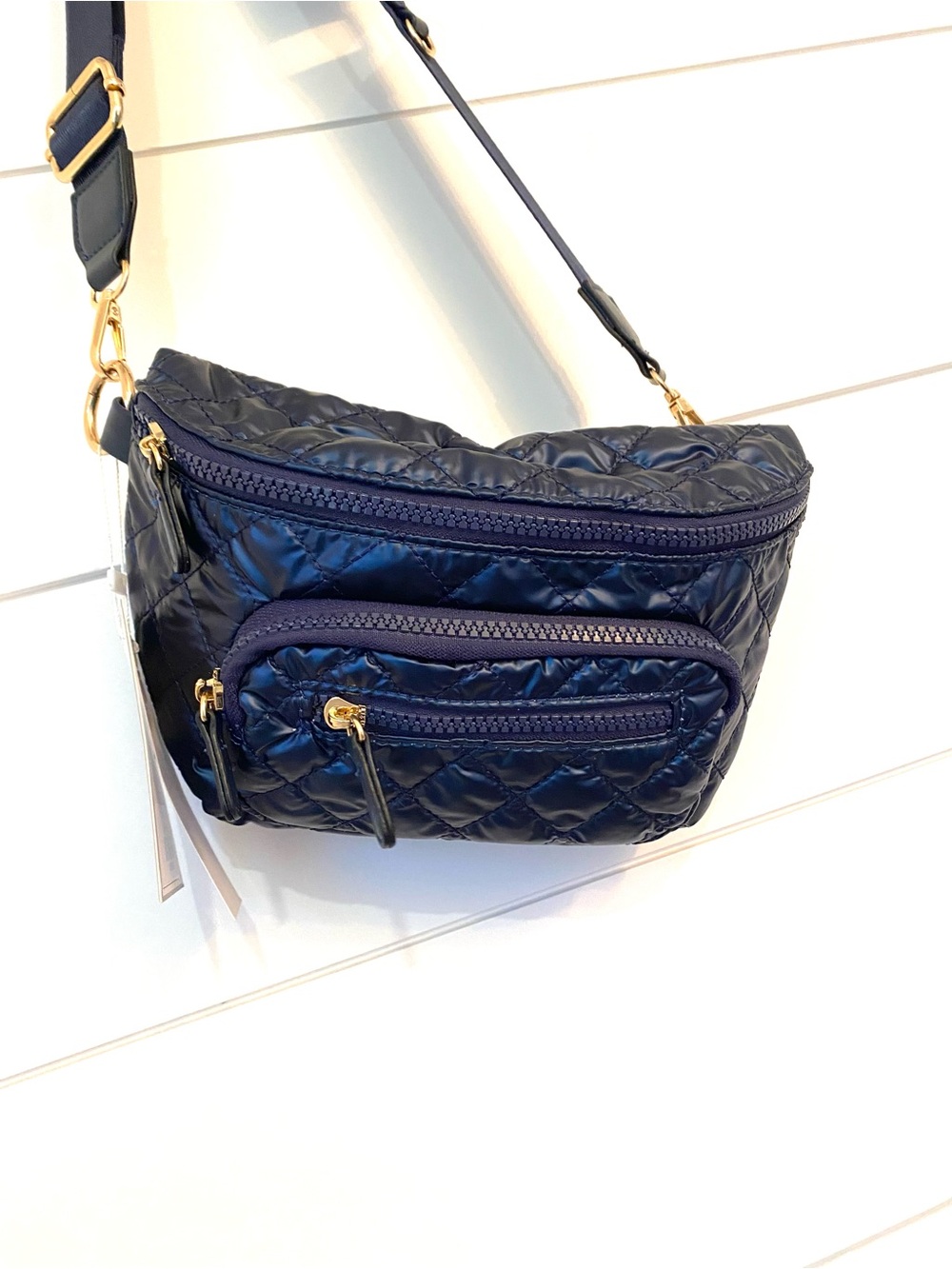 NWT $52 Jen & co Quilted Navy Crossbody Belt Bag - Picture 3 of 7